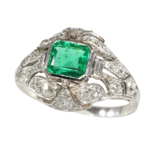 Verdant Vintage: 1920 Estate Colombian Emerald and Old Mine Cut Diamond Ring